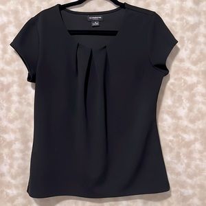 Liz Claiborne short sleeve blouse.